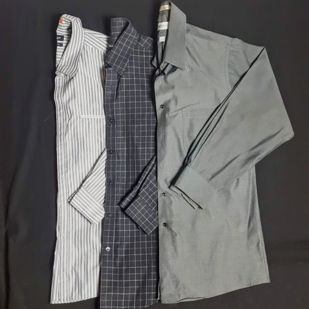 Van Heusen Lot of 3 Shirts Sz M Black Gray Blue